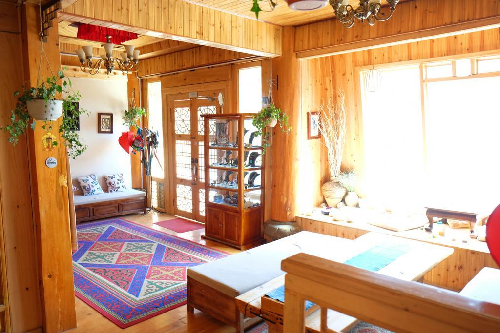شقة Huksum House Deqen المظهر الخارجي الصورة